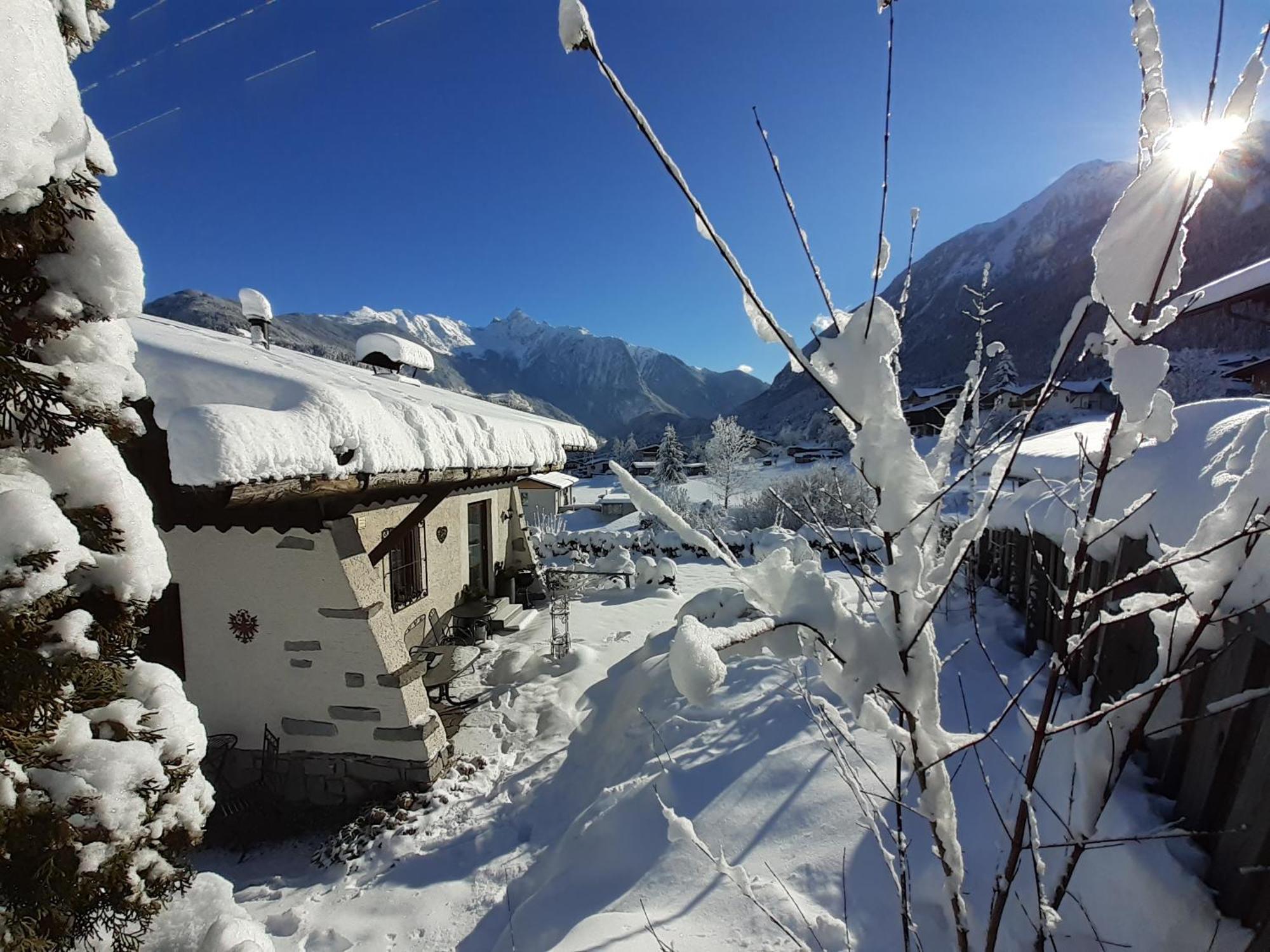 Ferienhaus Oetztal-Lodge Sautens Exterior foto